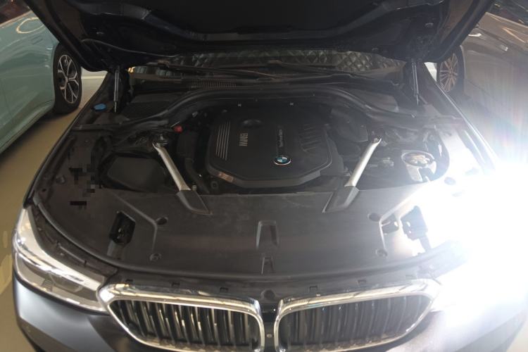 Used BMW 6 Series GT 2018 640i xDrive M Sport Package Engine Bay