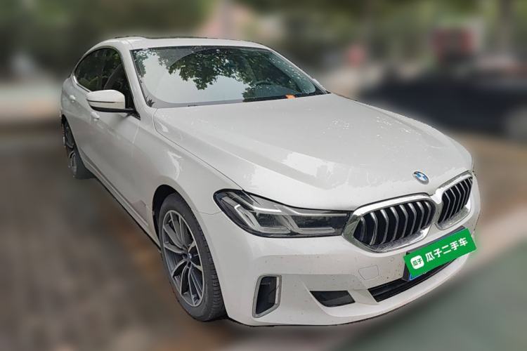Used BMW 6 Series GT 2022 630i Luxury Design Package Front Right 45 Deg