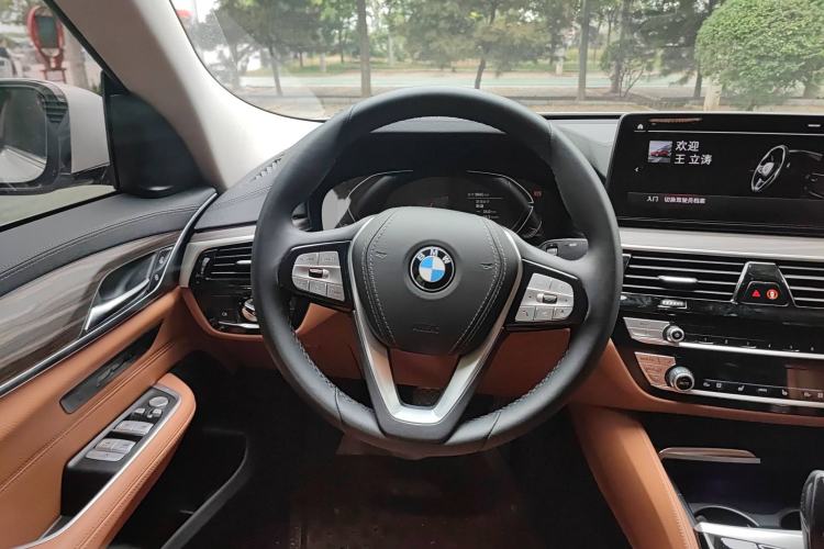 Used BMW 6 Series GT 2022 630i Luxury Design Package Steering Wheel