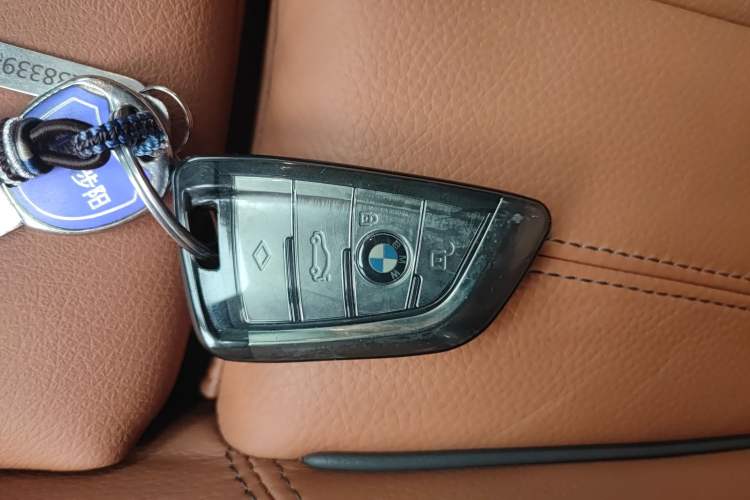 Used BMW 6 Series GT 2022 630i Luxury Design Package Vehicle Key