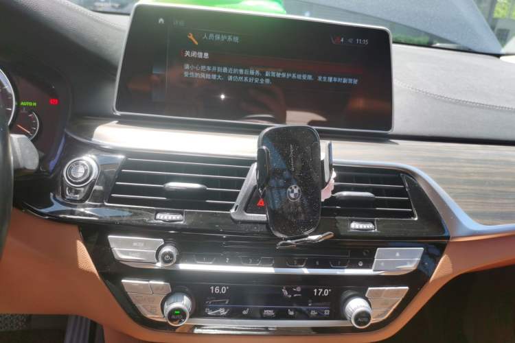 Used BMW 6 Series GT 2018 630i Luxury Design Package Audio And AC Panel