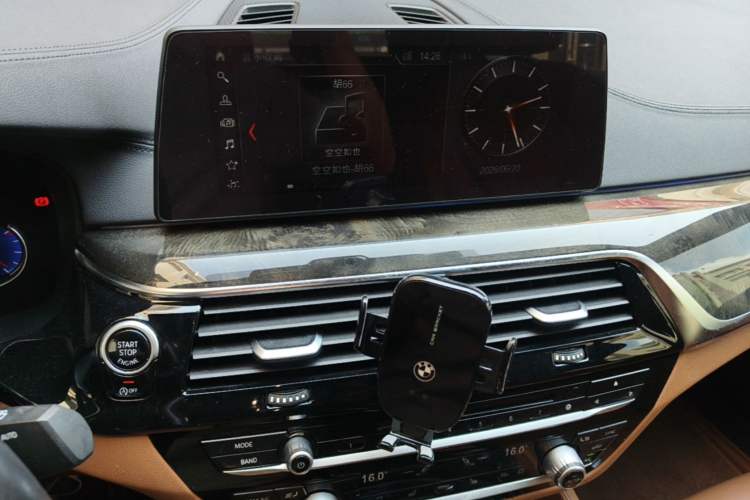 Used BMW 6 Series GT 2018 630i M Sport Package Audio And AC Panel