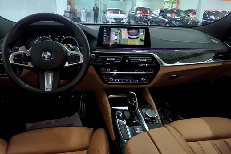 Used BMW 6 Series GT 2018 630i M Sport Package Center Console