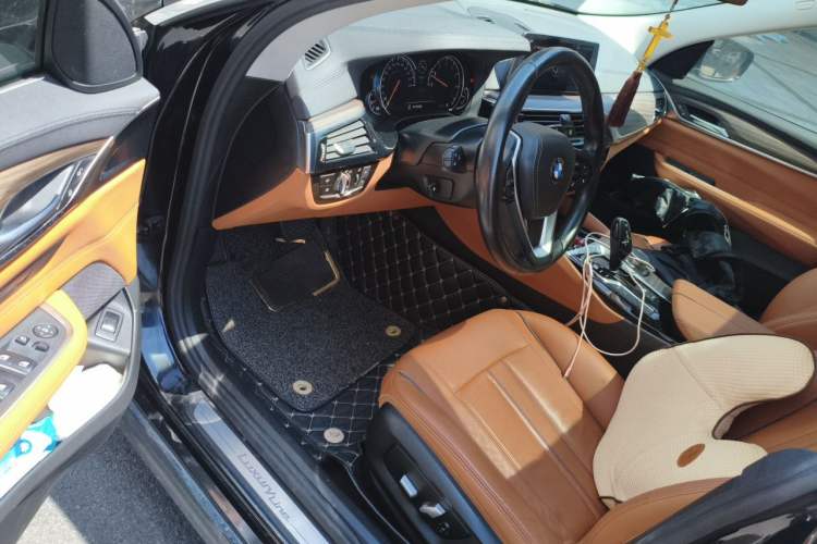 Used BMW 6 Series GT 2018 630i M Sport Package Driver Seat