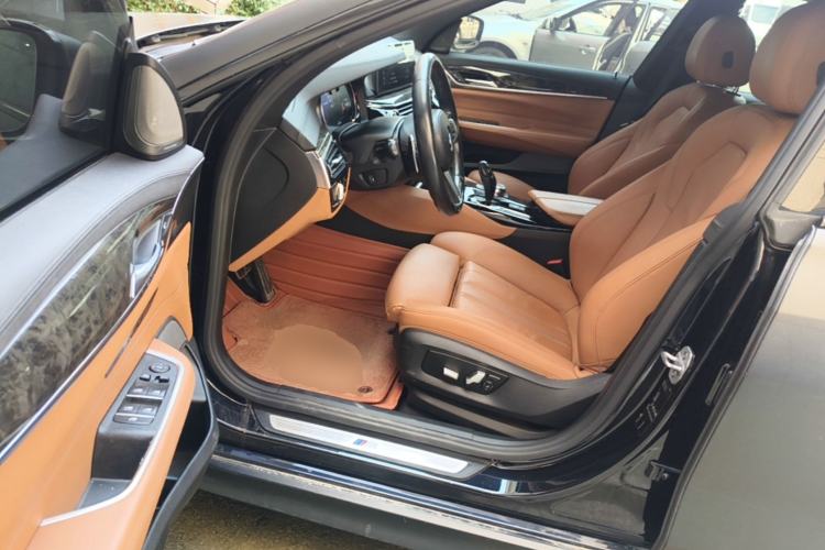 Used BMW 6 Series GT 2018 630i M Sport Package Driver Seat