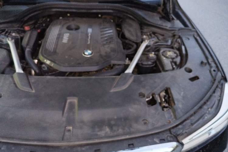 Used BMW 6 Series GT 2018 640i xDrive M Sport Package Engine Bay Left