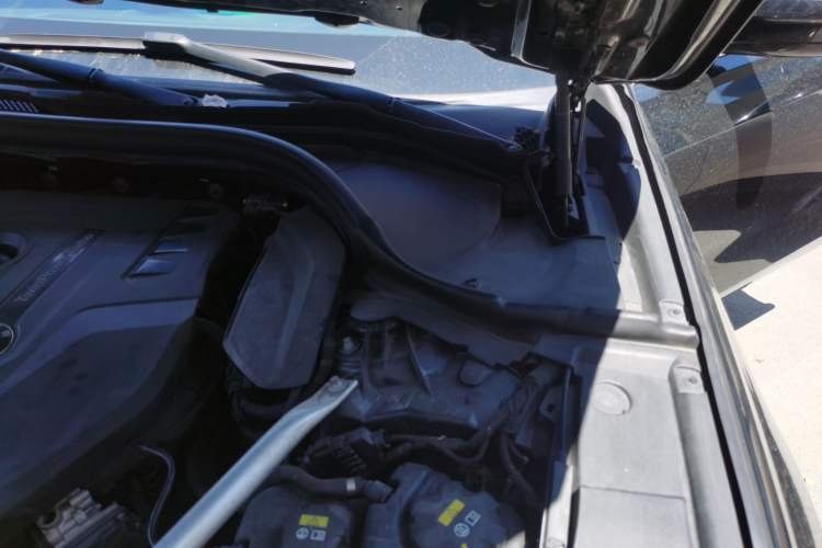 Used BMW 6 Series GT 2018 630i Luxury Design Package Engine Bay Left