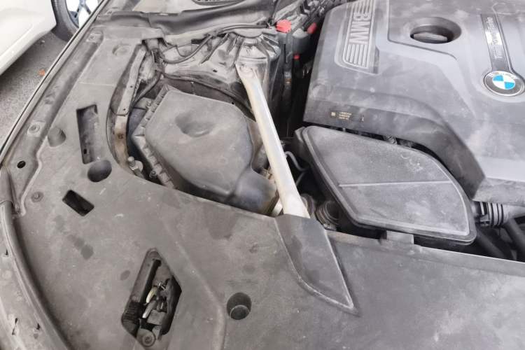 Used BMW 6 Series GT 2018 630i M Sport Package Engine Bay Right