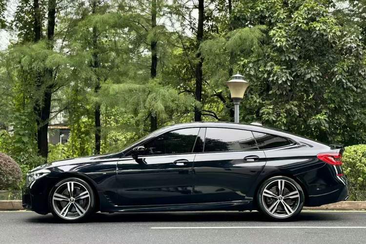 Used BMW 6 Series GT 2018 640i xDrive M Sport Package Exterior 4