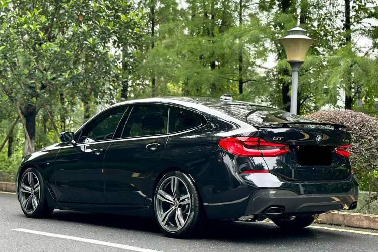 Used BMW 6 Series GT 2018 640i xDrive M Sport Package Exterior 5