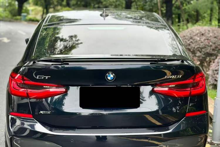 Used BMW 6 Series GT 2018 640i xDrive M Sport Package Exterior 6