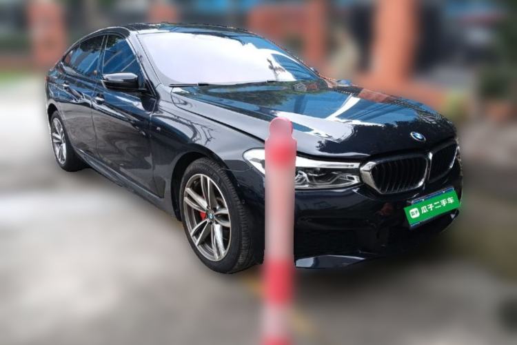 Used BMW 6 Series GT 2018 630i M Sport Package Front Right 45 Deg
