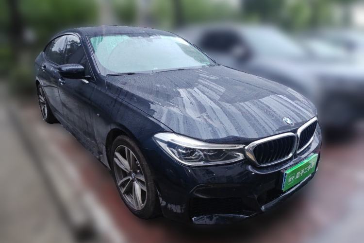 Used BMW 6 Series GT 2018 630i M Sport Package Front Right 45 Deg