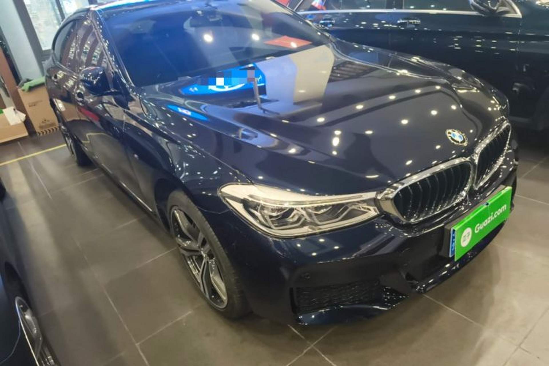 Used BMW 6 Series GT 2018 640i xDrive M Sport Package Front Right 45 Deg