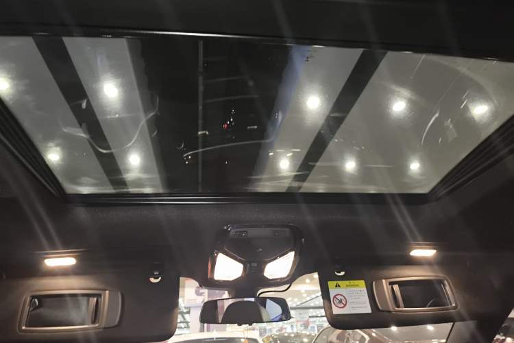 Used BMW 6 Series GT 2018 640i xDrive M Sport Package Headliner