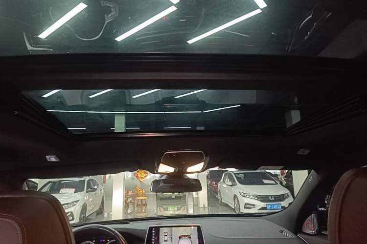 Used BMW 6 Series GT 2018 640i xDrive M Sport Package Headliner