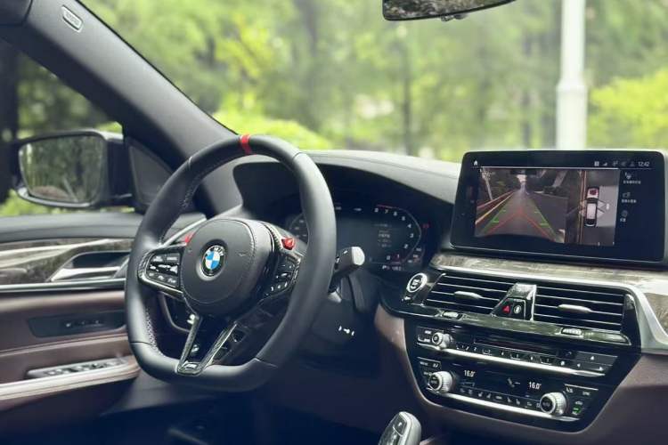 Used BMW 6 Series GT 2018 640i xDrive M Sport Package Interior 12
