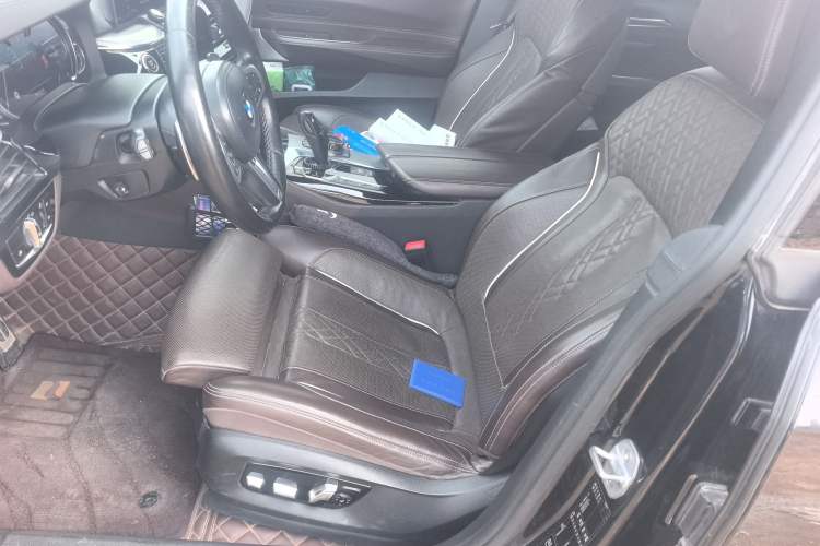 Used BMW 6 Series GT 2018 640i xDrive M Sport Package Left Front Seat