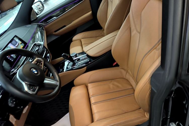 Used BMW 6 Series GT 2018 630i M Sport Package Left Front Seat