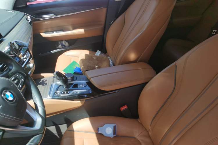 Used BMW 6 Series GT 2018 630i Luxury Design Package Left Front Seat