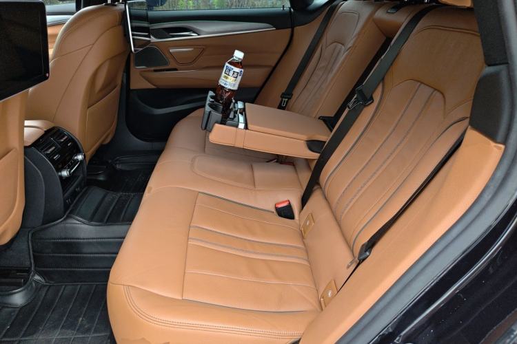 Used BMW 6 Series GT 2018 630i M Sport Package Left Rear Seat
