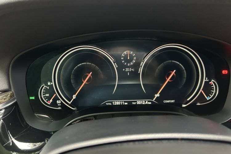 Used BMW 6 Series GT 2018 630i M Sport Package Odometer Close Up