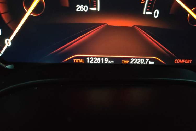 Used BMW 6 Series GT 2018 630i M Sport Package Odometer Close Up