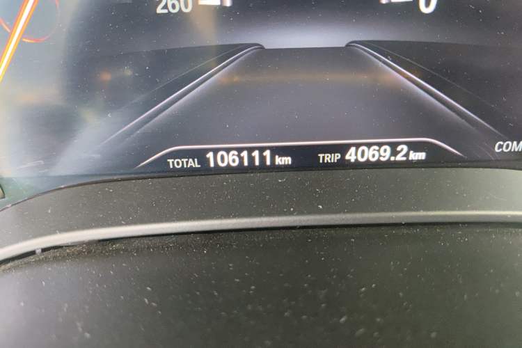 Used BMW 6 Series GT 2018 640i xDrive M Sport Package Odometer Close Up