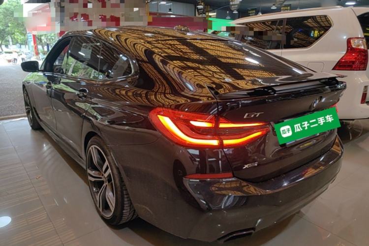 Used BMW 6 Series GT 2018 640i xDrive M Sport Package Rear Left 45 Deg