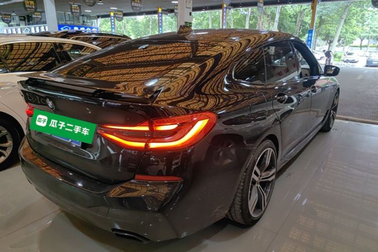 Used BMW 6 Series GT 2018 640i xDrive M Sport Package Rear Right 45 Deg