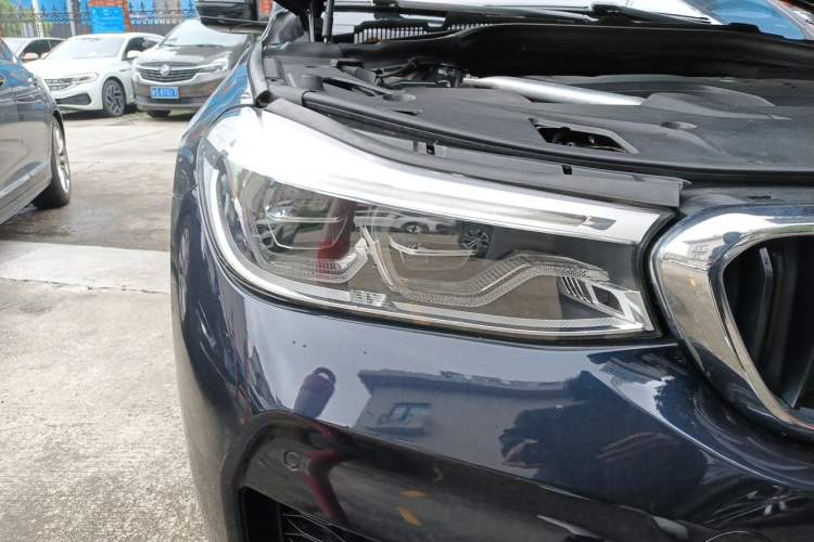 Used BMW 6 Series GT 2018 630i M Sport Package Right Front Headlight
