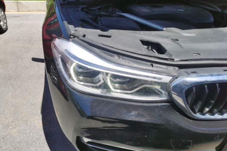 Used BMW 6 Series GT 2018 630i Luxury Design Package Right Front Headlight