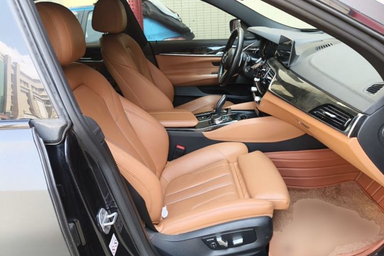 Used BMW 6 Series GT 2018 630i M Sport Package Right Front Seat
