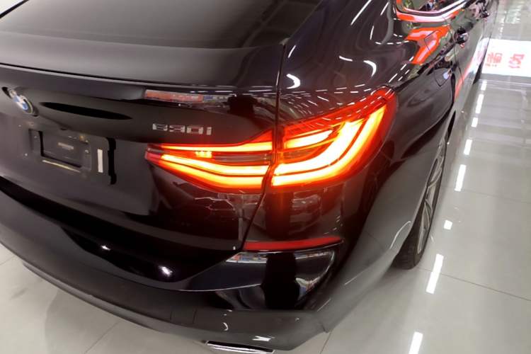 Used BMW 6 Series GT 2018 630i M Sport Package Right Rear Taillight