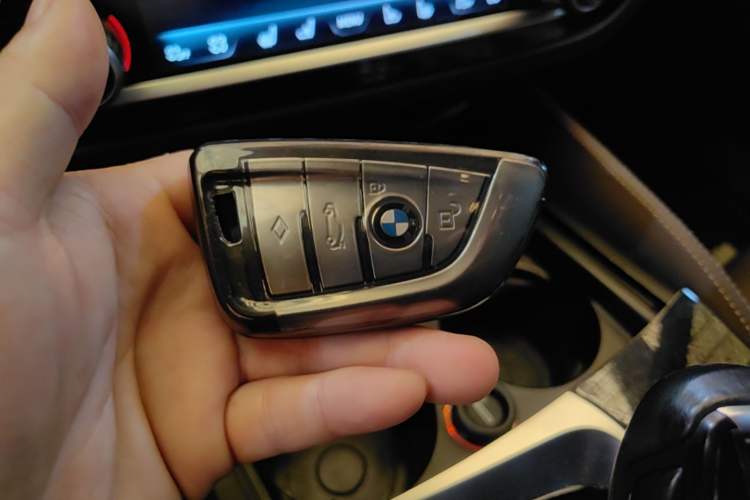 Used BMW 6 Series GT 2018 640i xDrive M Sport Package Vehicle Key