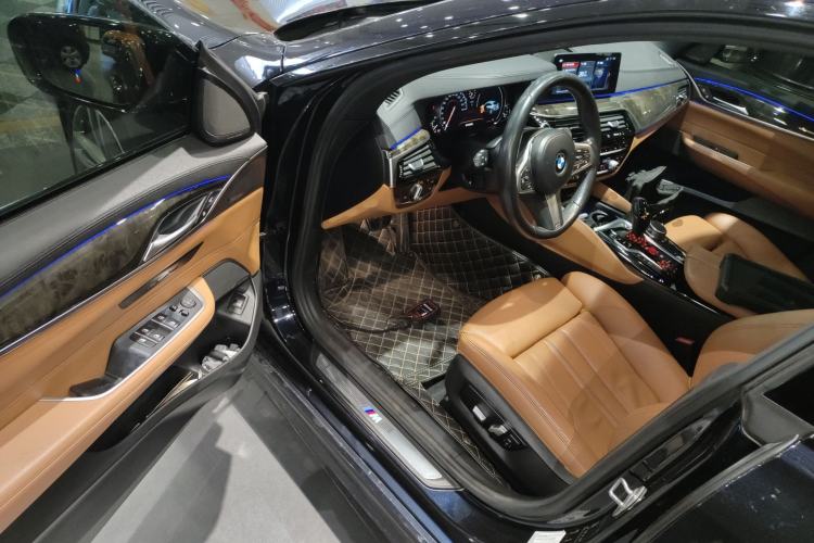 Used BMW 6 Series GT 2018 630i M Sport Package Driver Seat