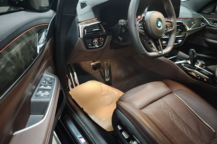 Used BMW 6 Series GT 2018 640i xDrive M Sport Package Driver Seat