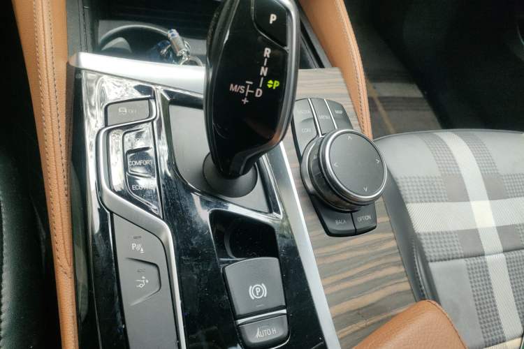 Used BMW 6 Series GT 2018 630i Luxury Design Package