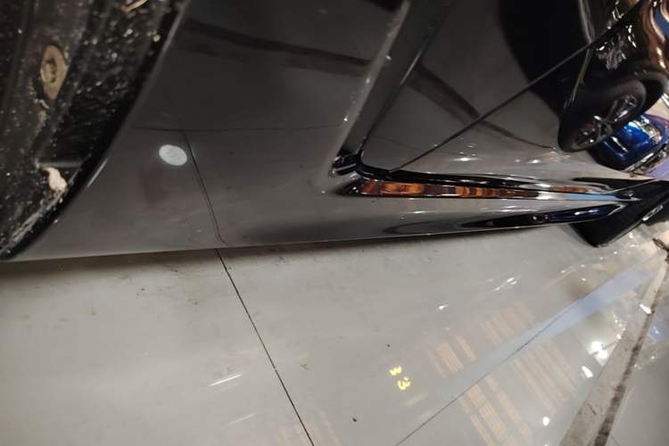 Used BMW 6 Series GT 2018 640i xDrive M Sport Package Left Side Sill