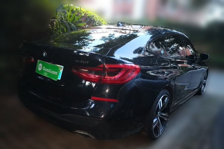 Used BMW 6 Series GT 2018 640i xDrive M Sport Package Rear Right 45 Deg
