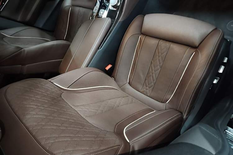 Used BMW 6 Series GT 2018 640i xDrive M Sport Package Right Front Seat
