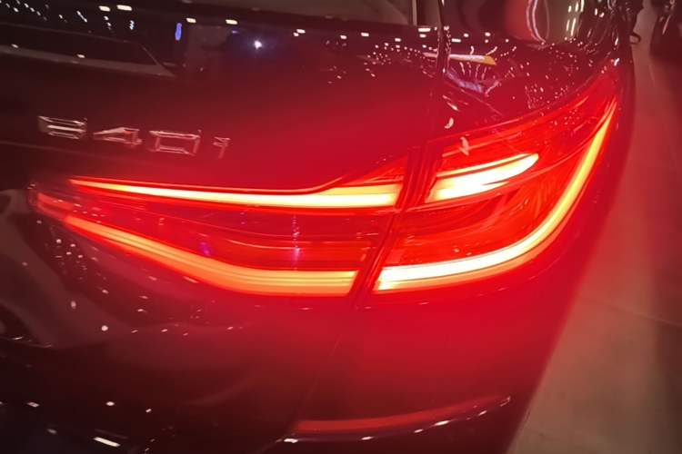Used BMW 6 Series GT 2018 640i xDrive M Sport Package Right Rear Taillight