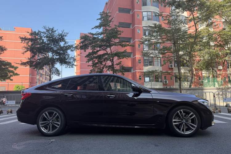 Used BMW 6 Series GT 2018 630i M Sport Package Exterior 4