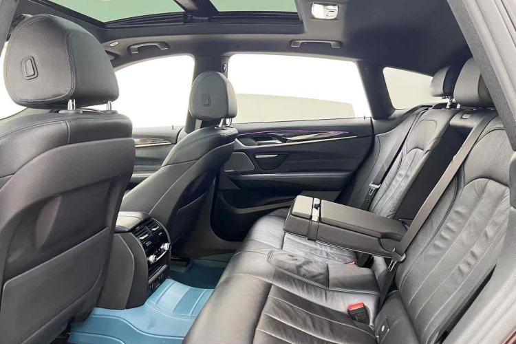 Used BMW 6 Series GT 2018 630i M Sport Package Interior 13
