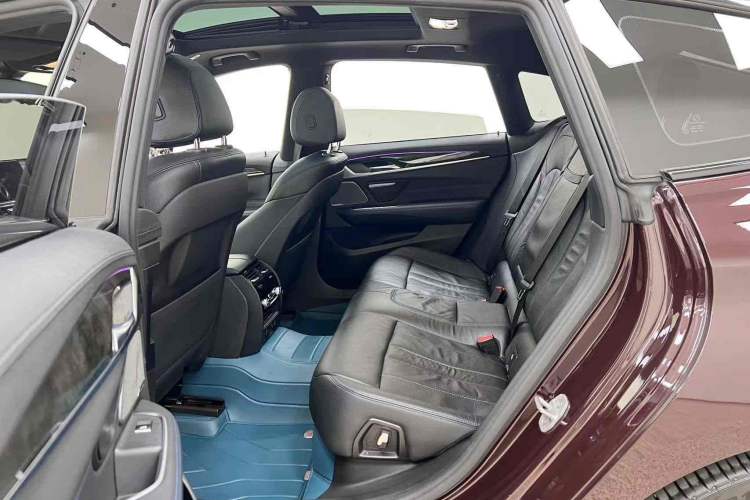 Used BMW 6 Series GT 2018 630i M Sport Package Interior 2