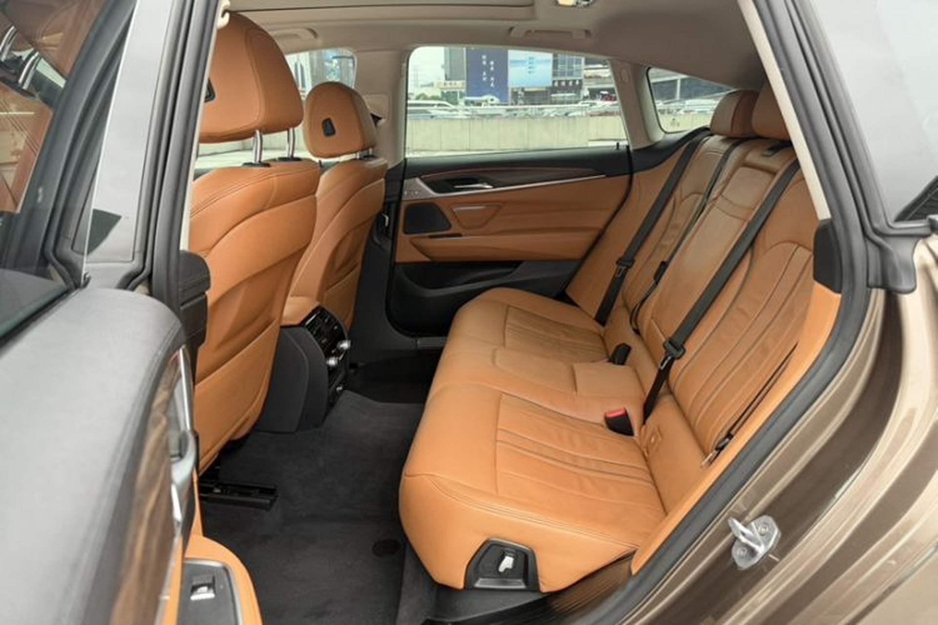 Used BMW 6 Series GT 2018 630i Luxury Design Package Interior 2
