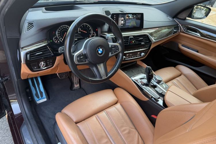 Used BMW 6 Series GT 2018 630i M Sport Package Interior 4