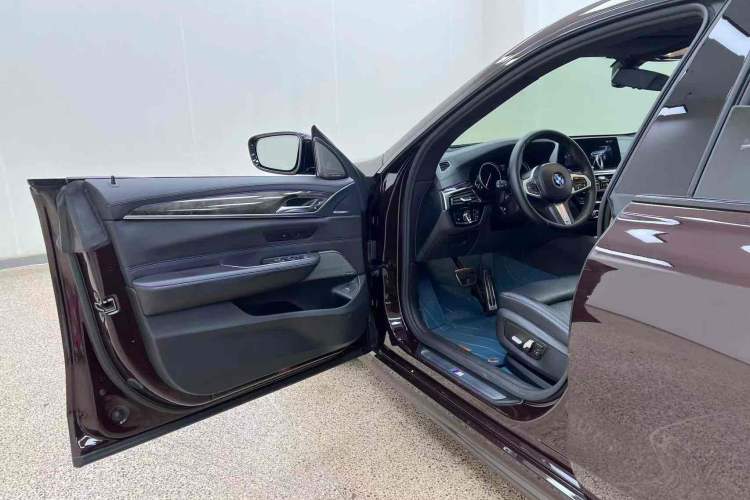 Used BMW 6 Series GT 2018 630i M Sport Package Interior 5