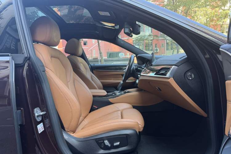 Used BMW 6 Series GT 2018 630i M Sport Package Interior 7