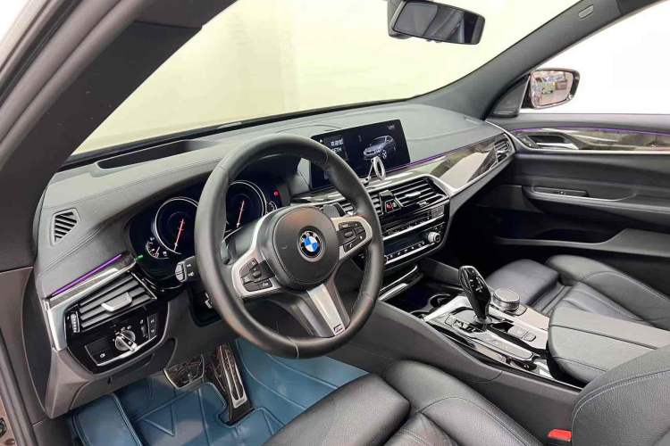 Used BMW 6 Series GT 2018 630i M Sport Package Interior 8
